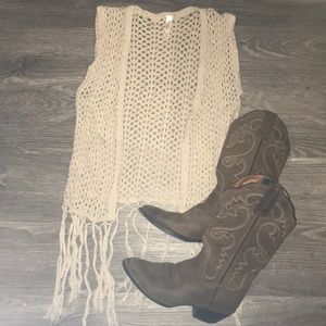 Fringe Vest😊